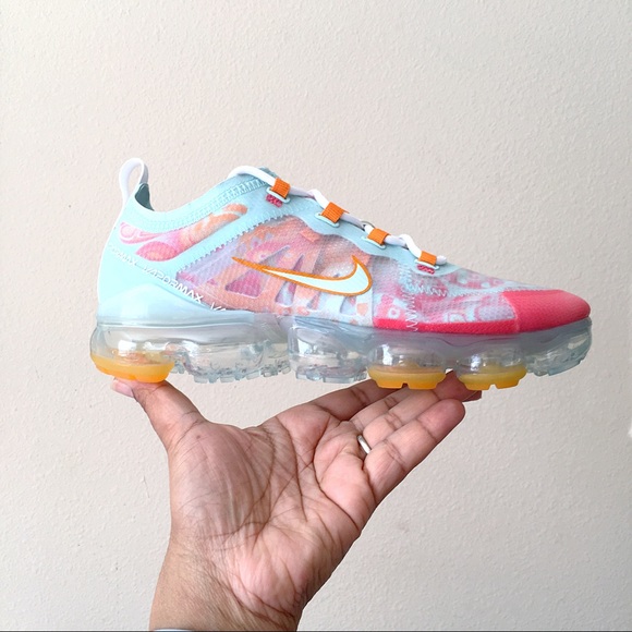 Nike Shoes - Nike Air Vapormax 2019 QS